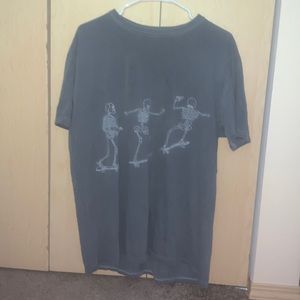 grey skating skeleton shirt